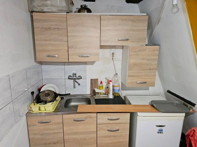 Eladó nyaraló, Kaposváron, Százszorszép utcában 15.9 M Ft