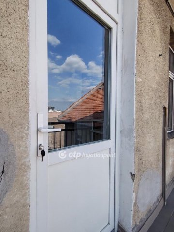 Eladó téglalakás, Budapesten, VII. kerületben 68.9 M Ft