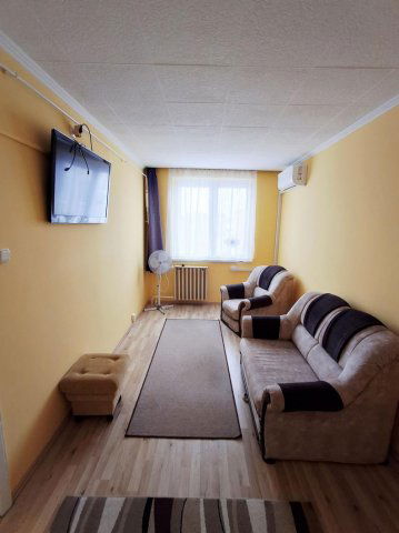 Eladó panellakás, Tatabányán 38.9 M Ft, 2 szobás