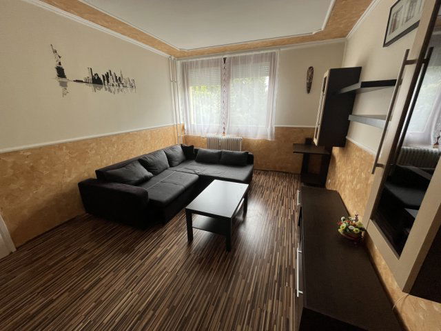 Kiadó téglalakás, albérlet, Nyíregyházán, Sarkantyú utcában