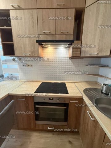 Kiadó téglalakás, albérlet, Pécelen 190 E Ft / hó, 1 szobás