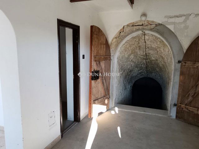 Eladó mezogazdasagi ingatlan, Bicskén 36.9 M Ft, 3 szobás