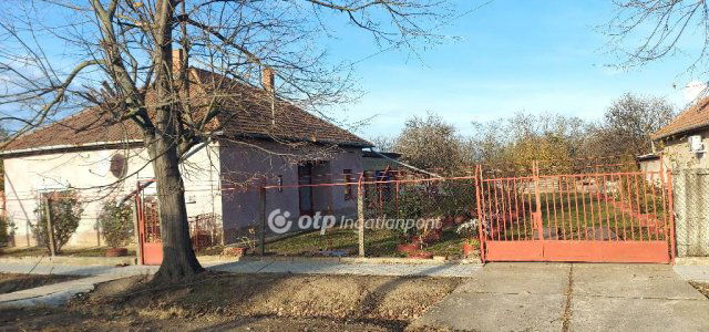 Eladó családi ház, Tiszakürtön 21.5 M Ft, 3 szobás