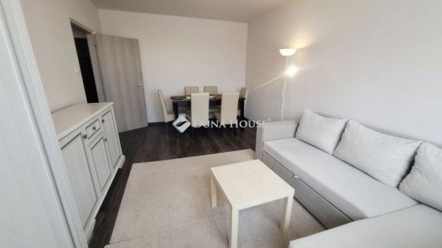 Eladó panellakás, Budapesten, XV. kerületben 53 M Ft, 2 szobás