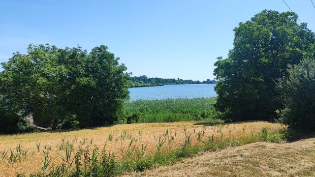 Eladó nyaraló, Valkón 45 M Ft, 2 szobás / költözzbe.hu