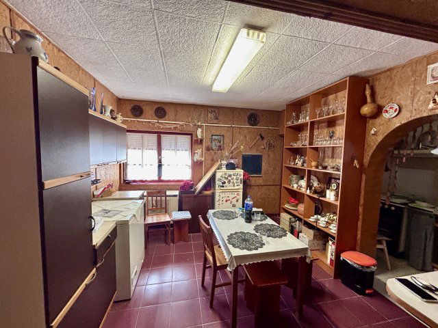 Eladó családi ház, Vásárosnaményben 36.5 M Ft, 4 szobás