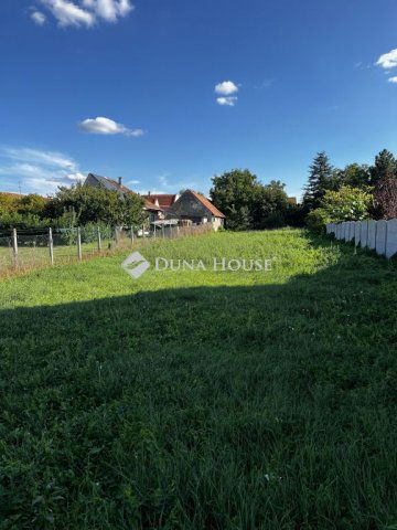 Eladó telek, Mosonmagyaróváron 25 M Ft / költözzbe.hu