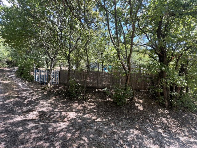 Eladó telek, Pomázon 15 M Ft / költözzbe.hu