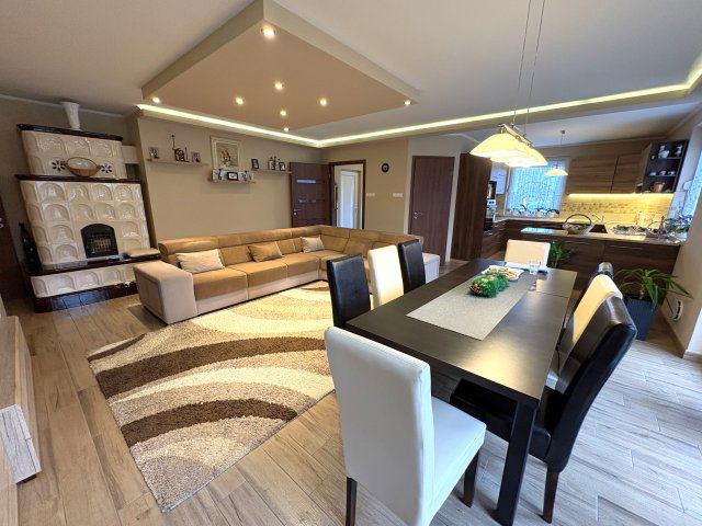 Eladó családi ház, Helvécián 120 M Ft, 4 szobás