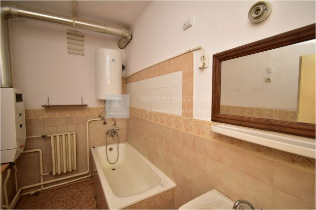 Eladó téglalakás, Szombathelyen 51.9 M Ft, 3 szobás