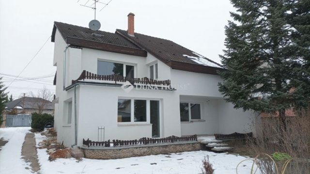 Eladó családi ház, Veresegyházon 126.9 M Ft, 4 szobás
