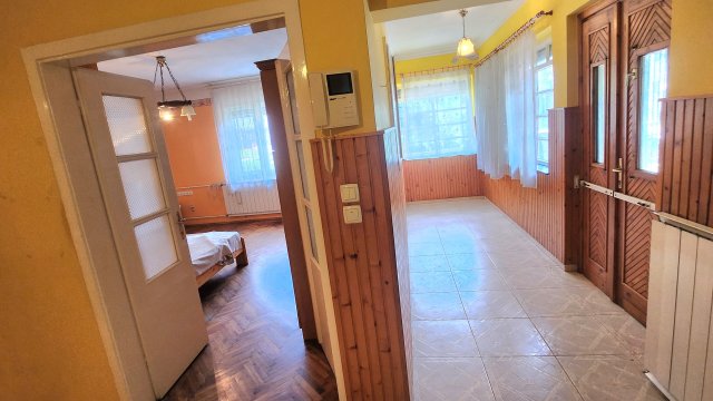 Eladó családi ház, Tökölön 82 M Ft, 4 szobás