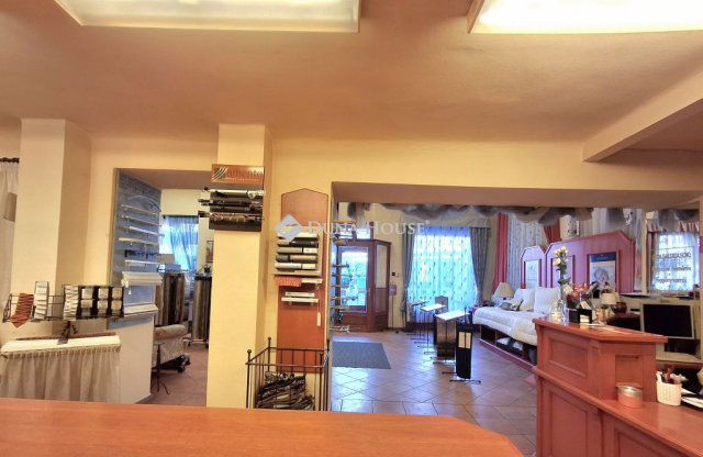 Kiadó üzlethelyiség, Budapesten, VIII. kerületben, Baross téren