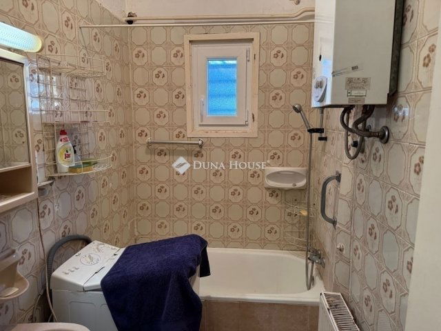 Eladó családi ház, Budapesten, XVIII. kerületben 69.9 M Ft