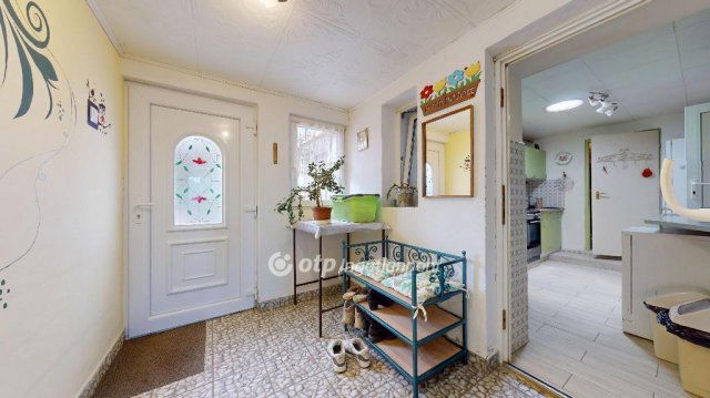 Eladó családi ház, Napkoron 55.9 M Ft, 2+1 szobás