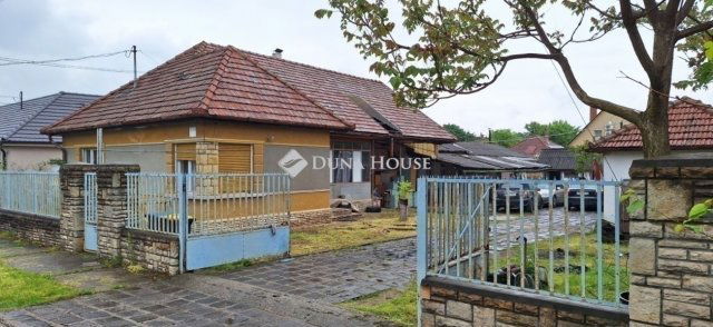 Eladó családi ház, Budapesten, XVII. kerületben 72 M Ft