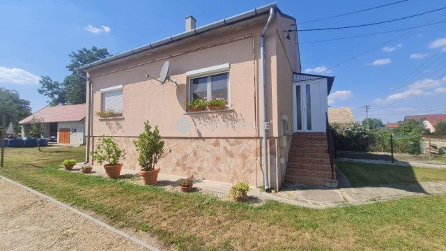 Eladó családi ház, Zalaszentmihályon 54.9 M Ft, 4 szobás