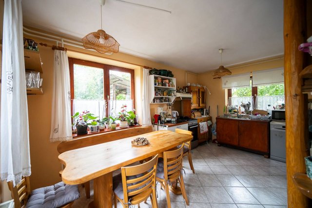 Eladó családi ház, Etyeken 114.9 M Ft, 4 szobás