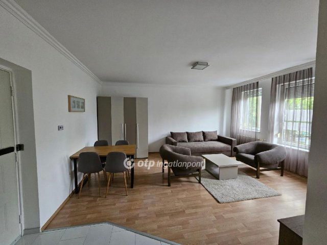 Eladó téglalakás, Nyíregyházán 57 M Ft, 1+2 szobás