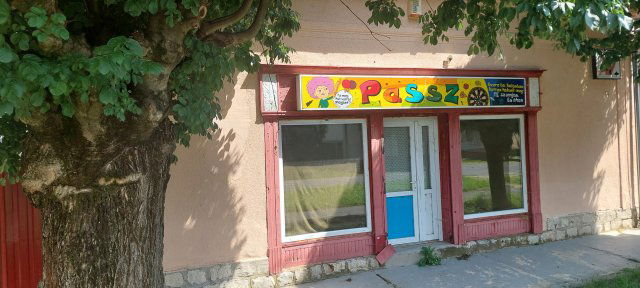 Eladó családi ház, Dombóváron 24.5 M Ft, 7 szobás