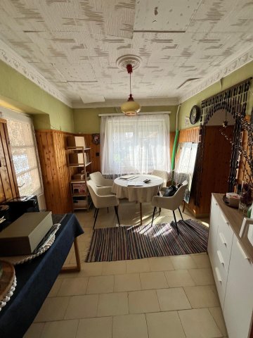 Eladó családi ház, Pusztaszabolcson 43 M Ft, 2 szobás