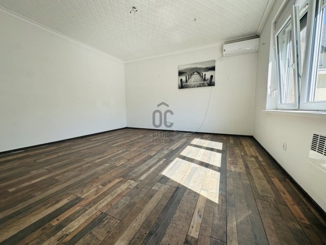 Eladó családi ház, Budapesten, X. kerületben 93 M Ft, 4 szobás