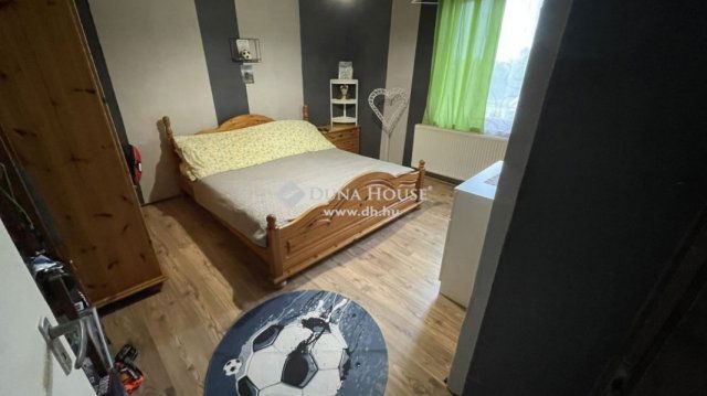Eladó családi ház, Szepetneken 31 M Ft, 5 szobás