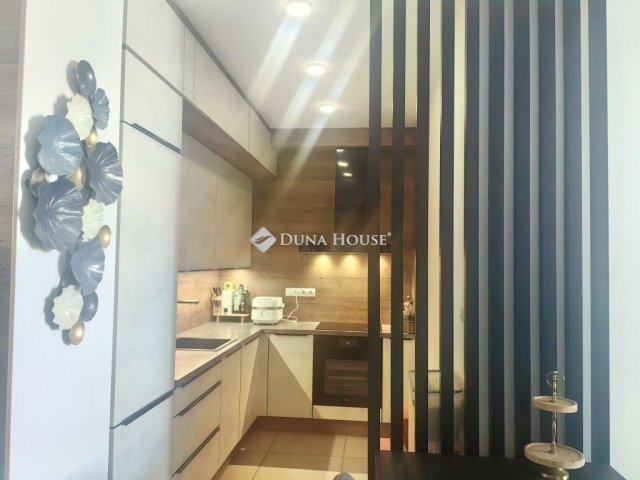 Eladó téglalakás, Budapesten, XI. kerületben 169.9 M Ft