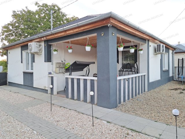 Eladó családi ház, Nagyhalászban 35.99 M Ft, 3 szobás