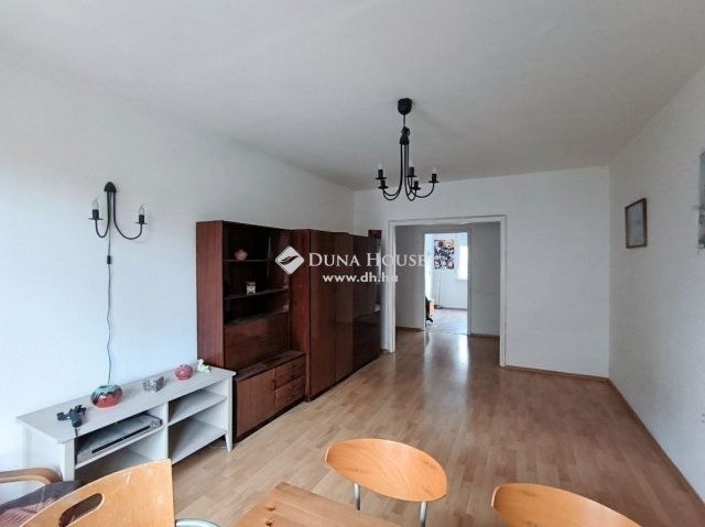 Eladó panellakás, Budapesten, X. kerületben 62.9 M Ft, 2+1 szobás
