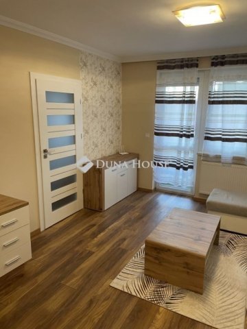 Eladó téglalakás, Debrecenben 68 M Ft, 2 szobás