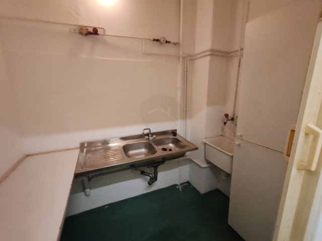 Eladó ipari ingatlan, Budapesten, X. kerületben 89.9 M Ft