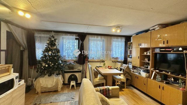 Eladó családi ház, Nagykovácsiban, Gyertyán utcában 68 M Ft