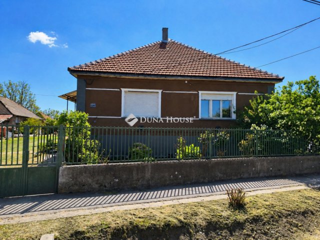 Eladó családi ház, Taktaharkányon 15.9 M Ft, 3 szobás