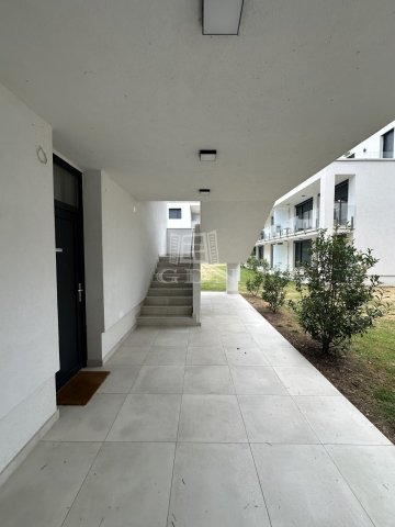 Eladó téglalakás, Balatonfenyvesen 83 M Ft, 2 szobás