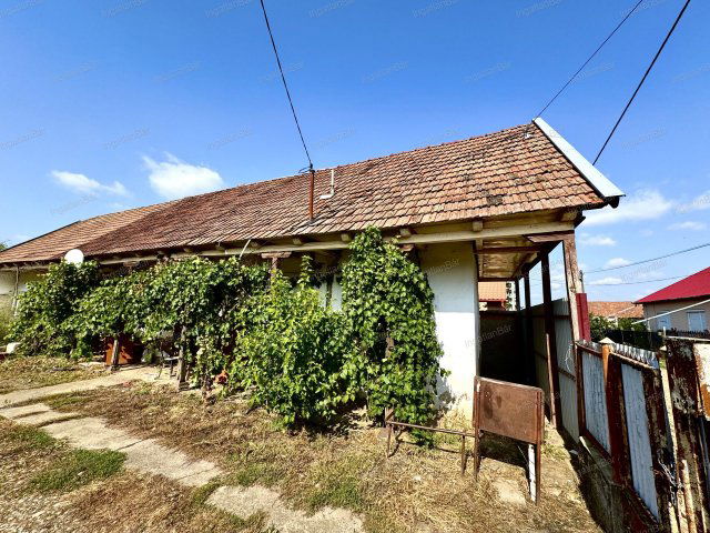 Eladó családi ház, Nagyecseden 8.9 M Ft, 3 szobás