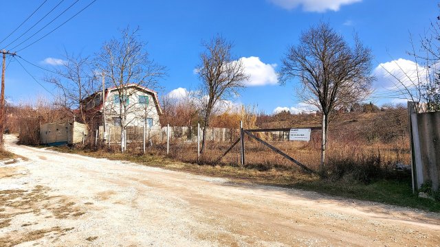 Eladó telek, Vácon, Szablya utcában 44.9 M Ft