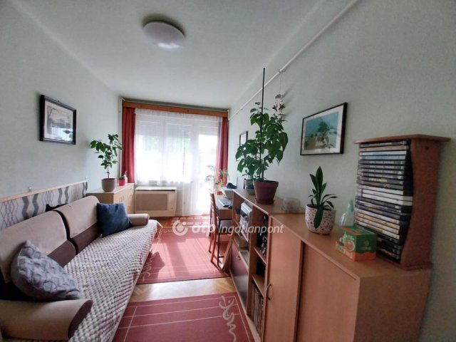 Eladó téglalakás, Nyíregyházán 45.9 M Ft, 2 szobás