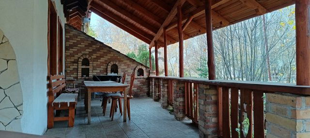 Eladó nyaraló, Tiszafüreden 75 M Ft, 5 szobás