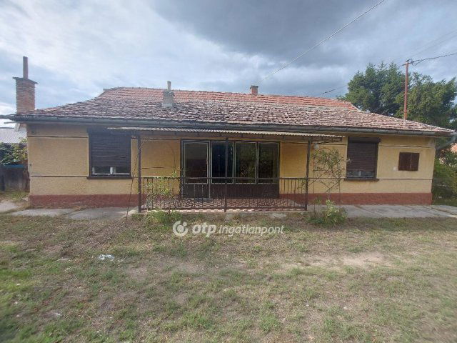 Eladó családi ház, Táborfalván 19.9 M Ft, 2+1 szobás
