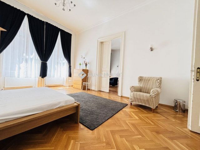 Eladó téglalakás, Budapesten, VIII. kerületben 184.8 M Ft