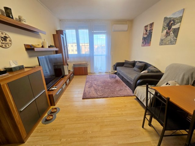 Eladó téglalakás, Debrecenben 49.9 M Ft, 2 szobás