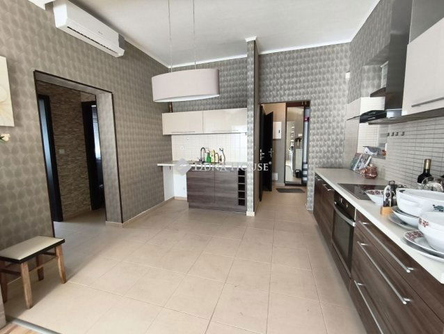 Eladó téglalakás, Veresegyházon 84.9 M Ft, 3 szobás