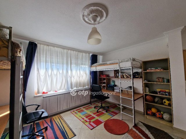 Eladó téglalakás, Budapesten, II. kerületben 235 M Ft, 3 szobás