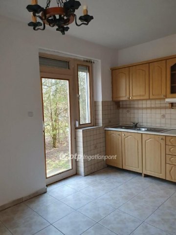 Eladó családi ház, Erdőkertesen 95 M Ft, 3 szobás