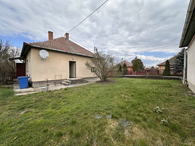 Eladó családi ház, Csárdaszálláson 7.99 M Ft, 2 szobás