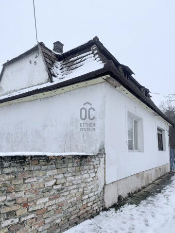 Eladó családi ház, Győrött 65.99 M Ft, 2 szobás