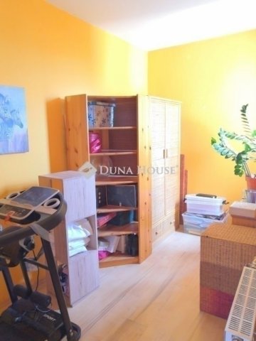 Eladó panellakás, Budapesten, XVI. kerületben 69.9 M Ft, 3 szobás
