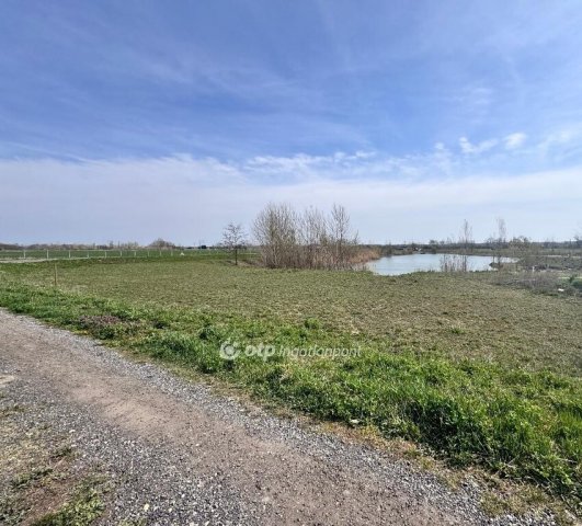 Eladó telek, Győrzámolyon 22 M Ft / költözzbe.hu