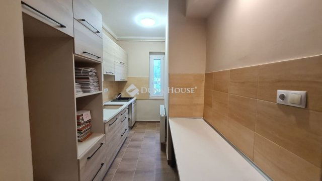 Eladó téglalakás, Zalaegerszegen, Kosztolányi Dezső téren